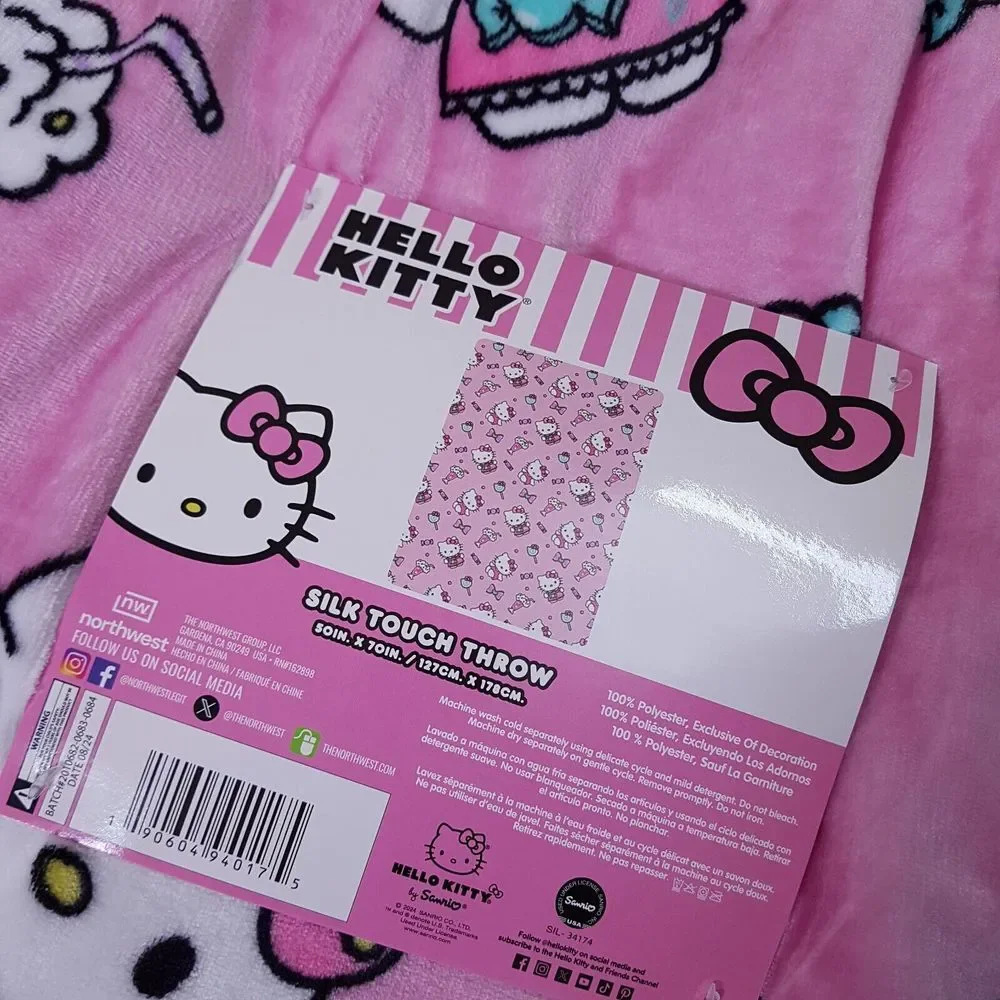 HELLO KITTY 50x70